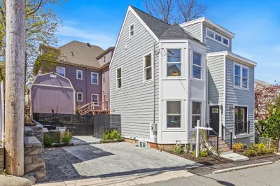 15 Spring Hill Ter #15