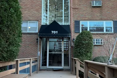 701 Adams #9