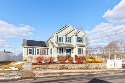38 Pleasant Street 1