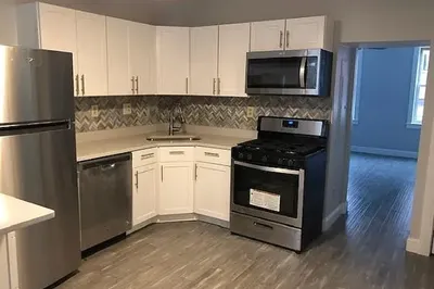 124 West 9th St #1 1