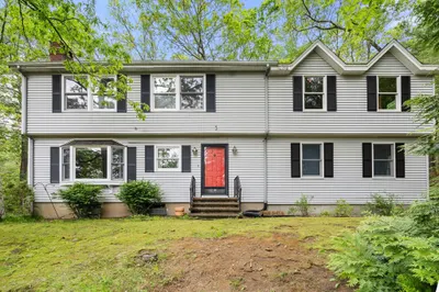 12 White Avenue