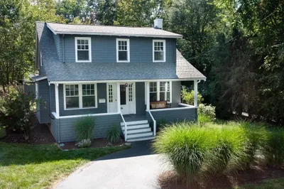 57 Cottage St