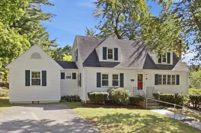 3 Palmer Hill Avenue 1