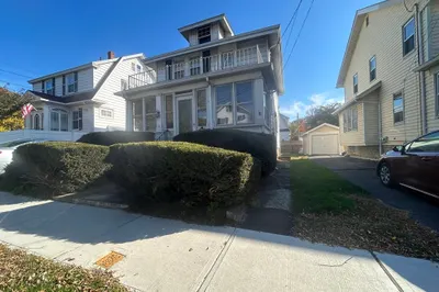 6 Lillian Rd 1