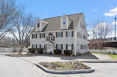 3 Coffin Ave #2 1