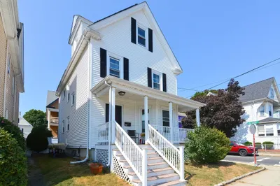 25 Laurel St
