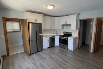 89 Webster Ave #3 1