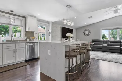9 Loomis St #9 1