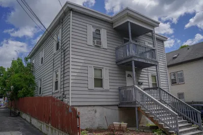 30 Irving St