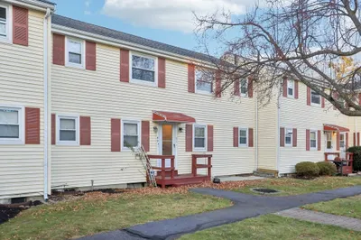 51 Prescott St #51 1