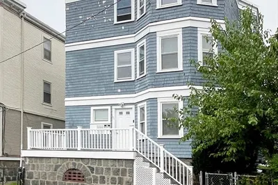 53 Aspinwall Rd #1