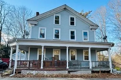 132 Comins Pond Rd #B