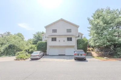 445 Captain Eames Cir #445 1