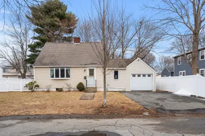 3 Gray Rd