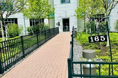 165 Cottage St #713