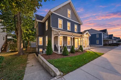 62 Pleasant St #2 1