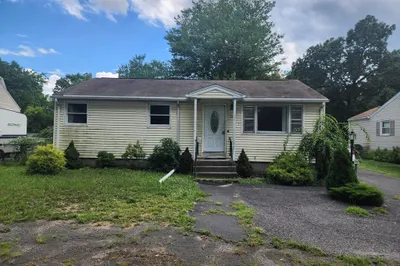267 Morgan Rd 1
