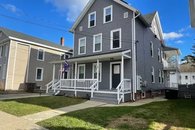 183 Everett St