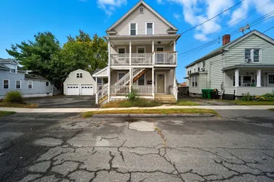 15 Gilmore St #2 1