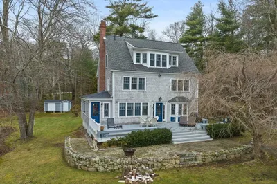 36 Stony Brook Ln