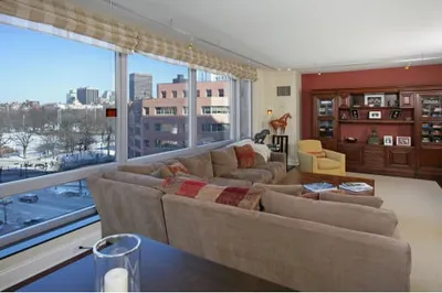 1 Charles Street S St #7B 1