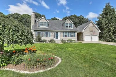 53 Windward Dr 1
