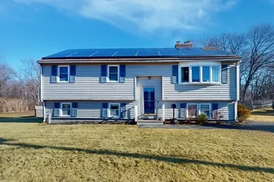 15 Marc Ave