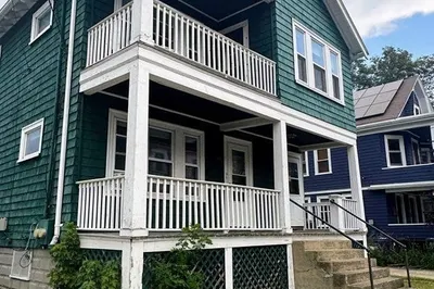 104 Hooker Street #2