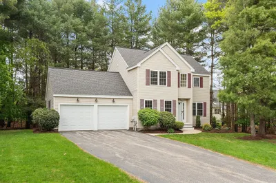 18 Cranberry Ln #17 1