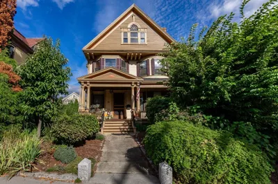 23 Prospect St 1