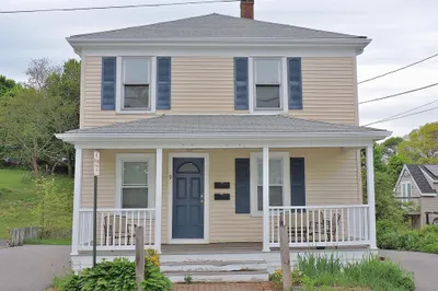 9 Peck Ave #2 1