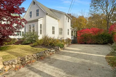 77 Porter St 1