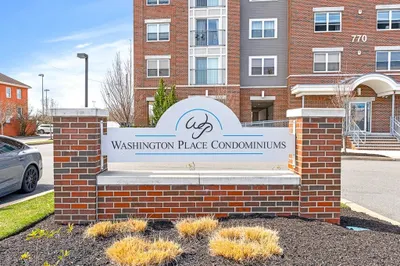 770 Washington Ave #302