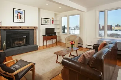 122 Beacon Street #7 1