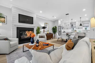 175 School St #2