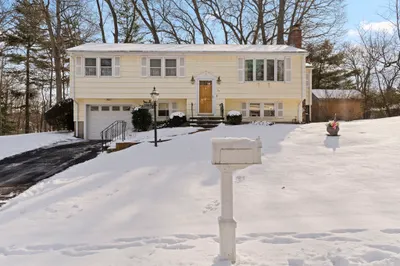74 Oak Rd 1
