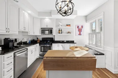 39 Sullivan St #3