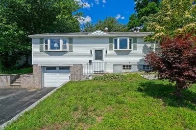 416 Waverley Oaks Rd