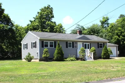 21 Whitcomb Dr 1