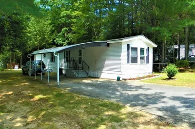 9 Crescent Rd