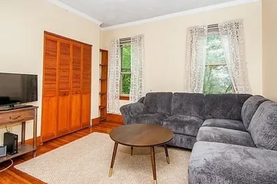34 S Russell St #4R