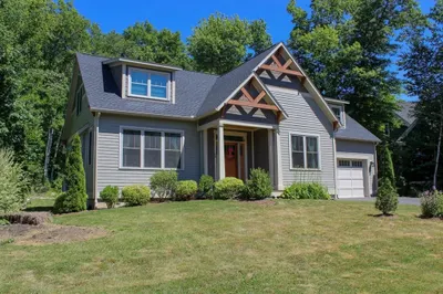 17 Stone Ridge Drive 1