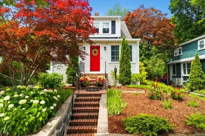 96 Montclair Ave
