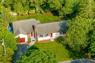 298 Oakland Rd 1
