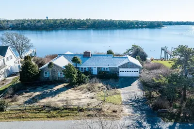 60 Grandview Drive 1