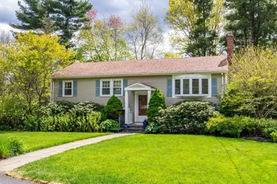 16 Mill Pond Rd