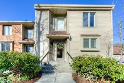 770 Salisbury Street #212 1