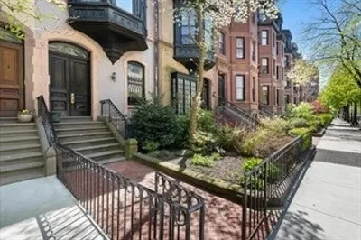 267 Beacon St #1