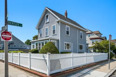 45 Henshaw St 1