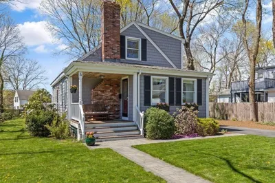 4 Summit Ave